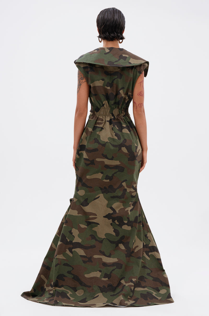 NOW YOU SEE ME CAMO PRINT MAXI DRESS