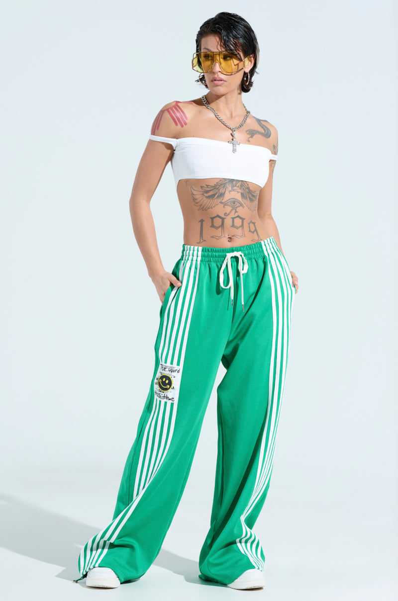 JUMP AROUND WIDE LEG JOGGER IN GREEN