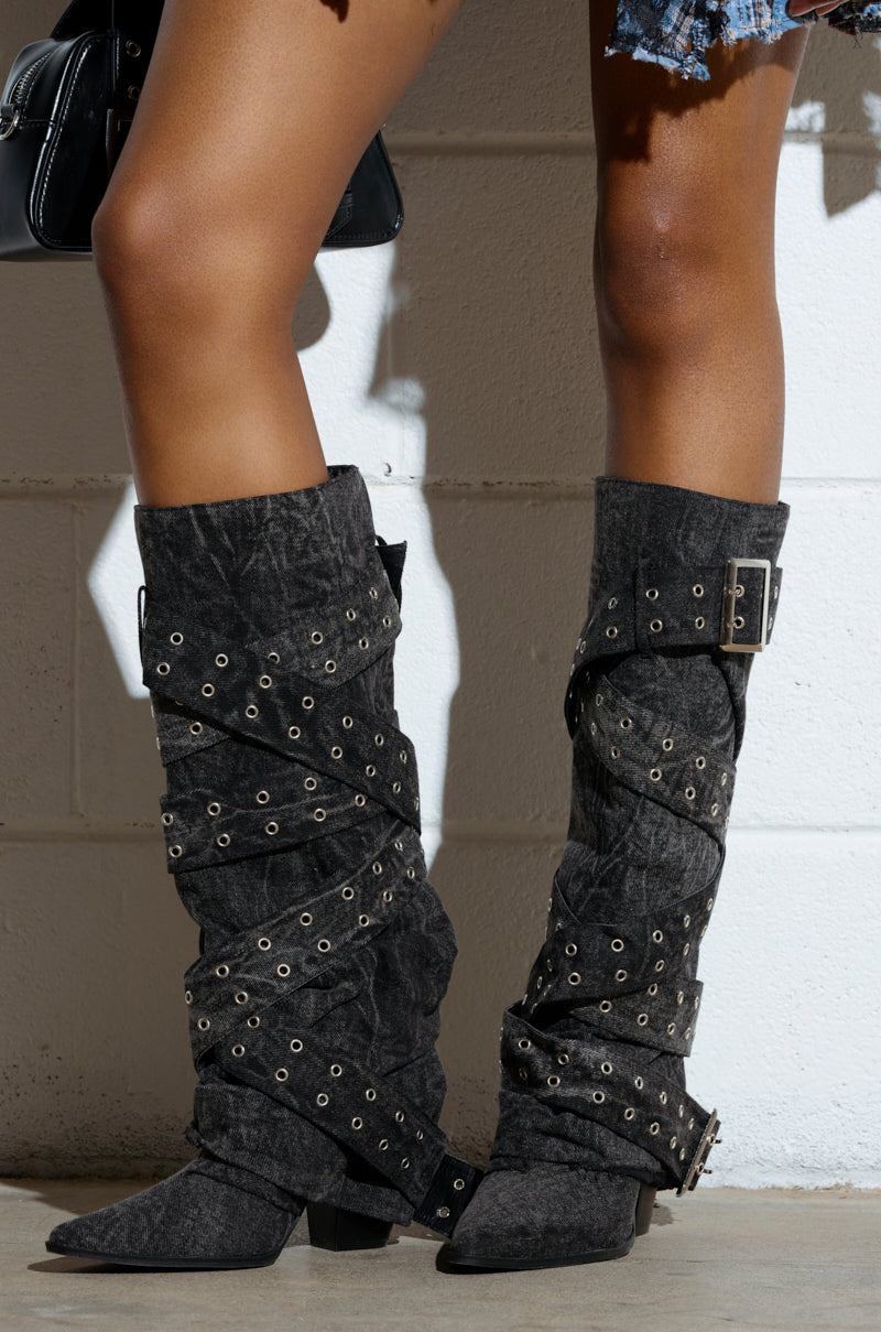 CENSORED BLACK DENIM BELTED CHUNKY BOOT
