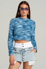 BIG FUZZY ENERGY CROPPED SWEATER IN BLUE
