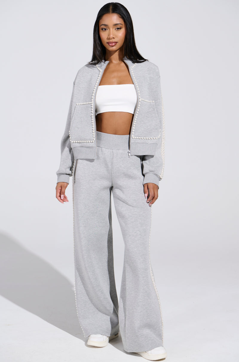 PEARL GIRL ZIP UP SWEATSHIRT IN GREY
