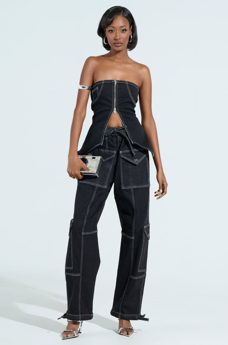 BOUNDLESS ZIP UP CORSET