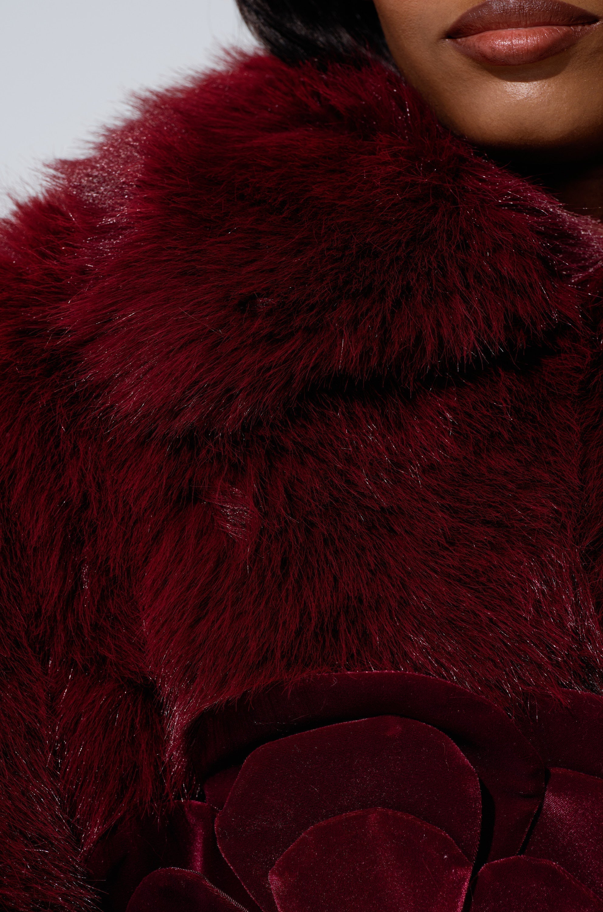 LEILA ULTRA CROP FAUX FUR IN BURGUNDY