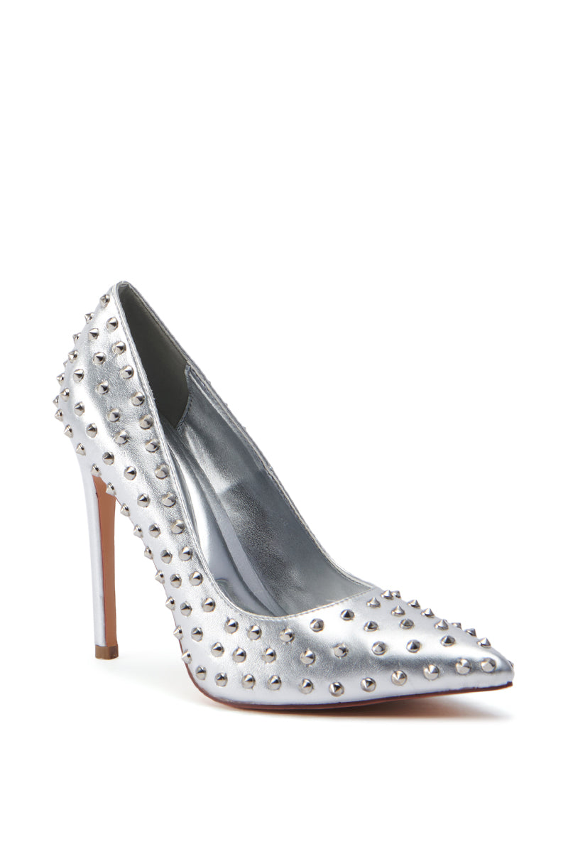 AZALEA WANG SILVVY SILVER PUMP WITH SPIKES