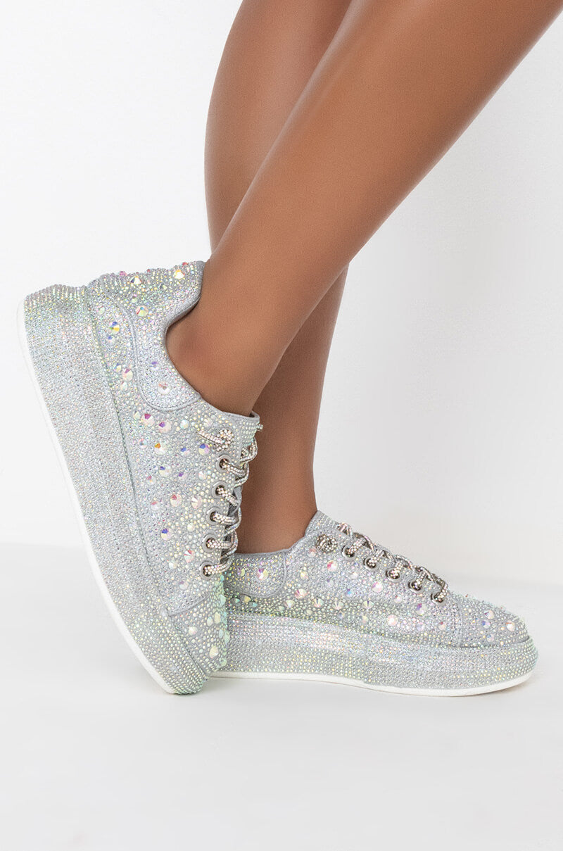 AZALEA WANG STOP AND STARE FLAT SNEAKER IN SILVER
