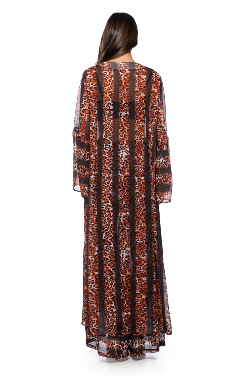 LEAH ON VACATION LEOPARD DUSTER