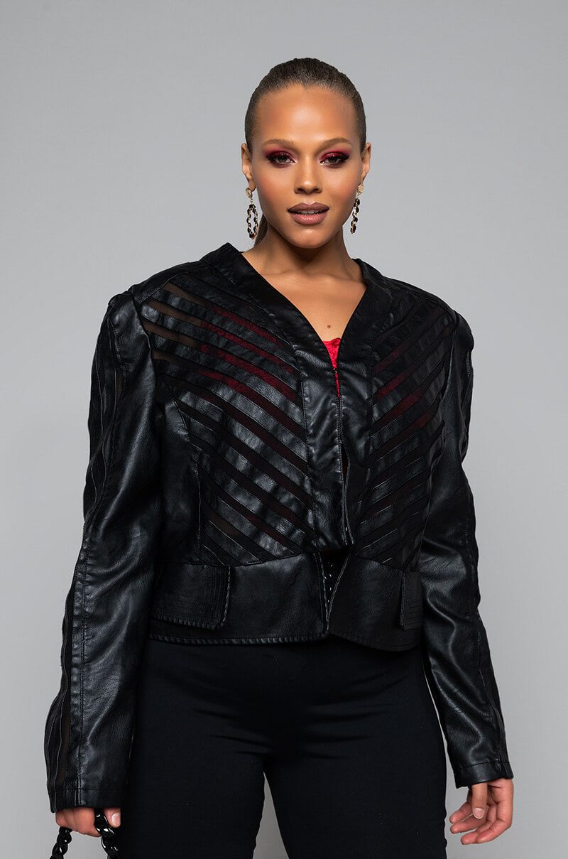 COME A LITTLE CLOSER MESH PLEATHER PLUS JACKET